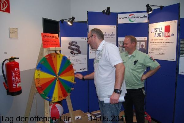 Am Stand von "Justiz-Online" konnten die Besucher Preise am Glücksrad gewinnen.