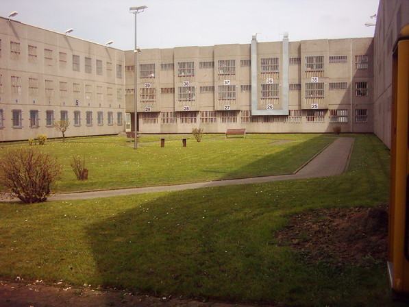 Freistundenhof C-Flügel Ost-West-Ansicht